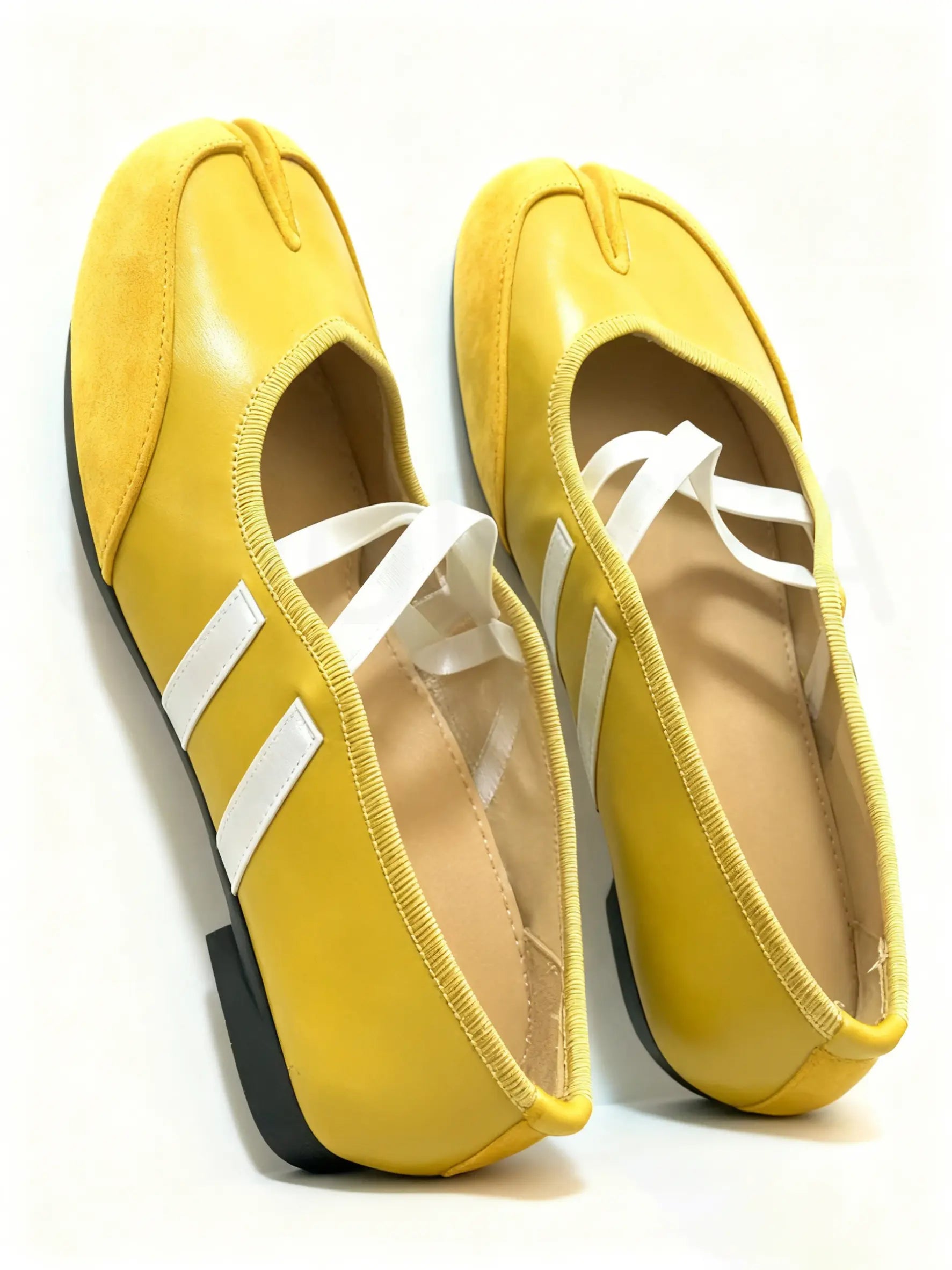 Shoezea Split-Toe Tabi Ballet Sneakers with Crisscross Straps