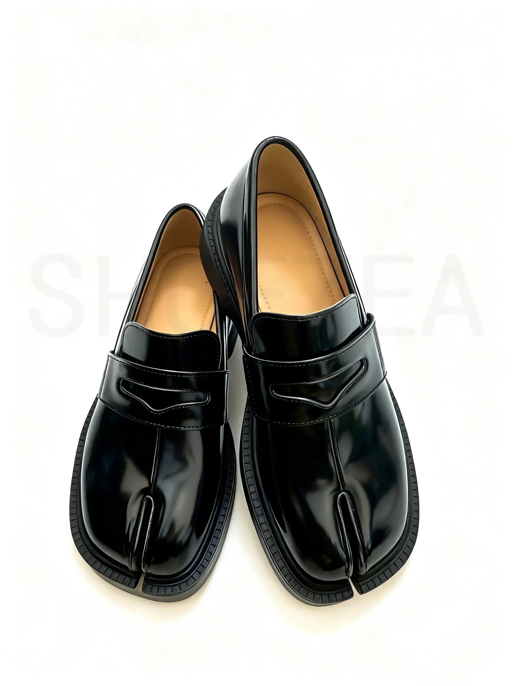 Shoezea Split-Toe Tabi Loafers with Chunky Block Heel