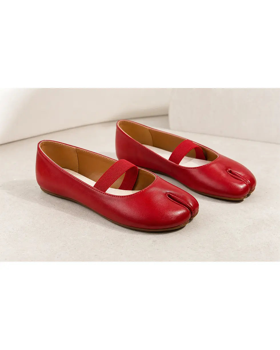 Shoezea Split-Toe Tabi Flats with Simple Single Strap Design