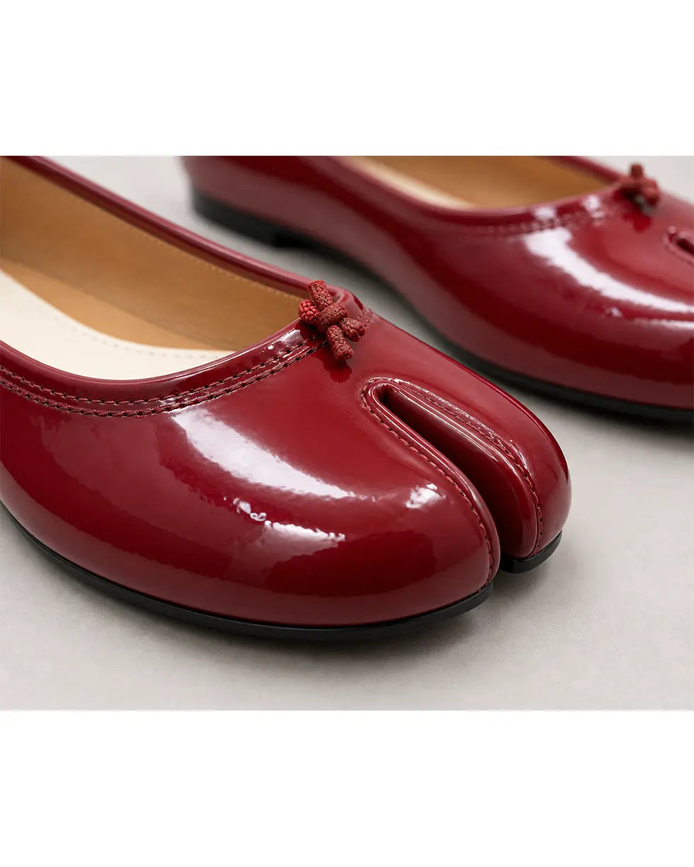 Shoezea Patent Leather Split-Toe Tabi Ballet Flats with Glossy Finish