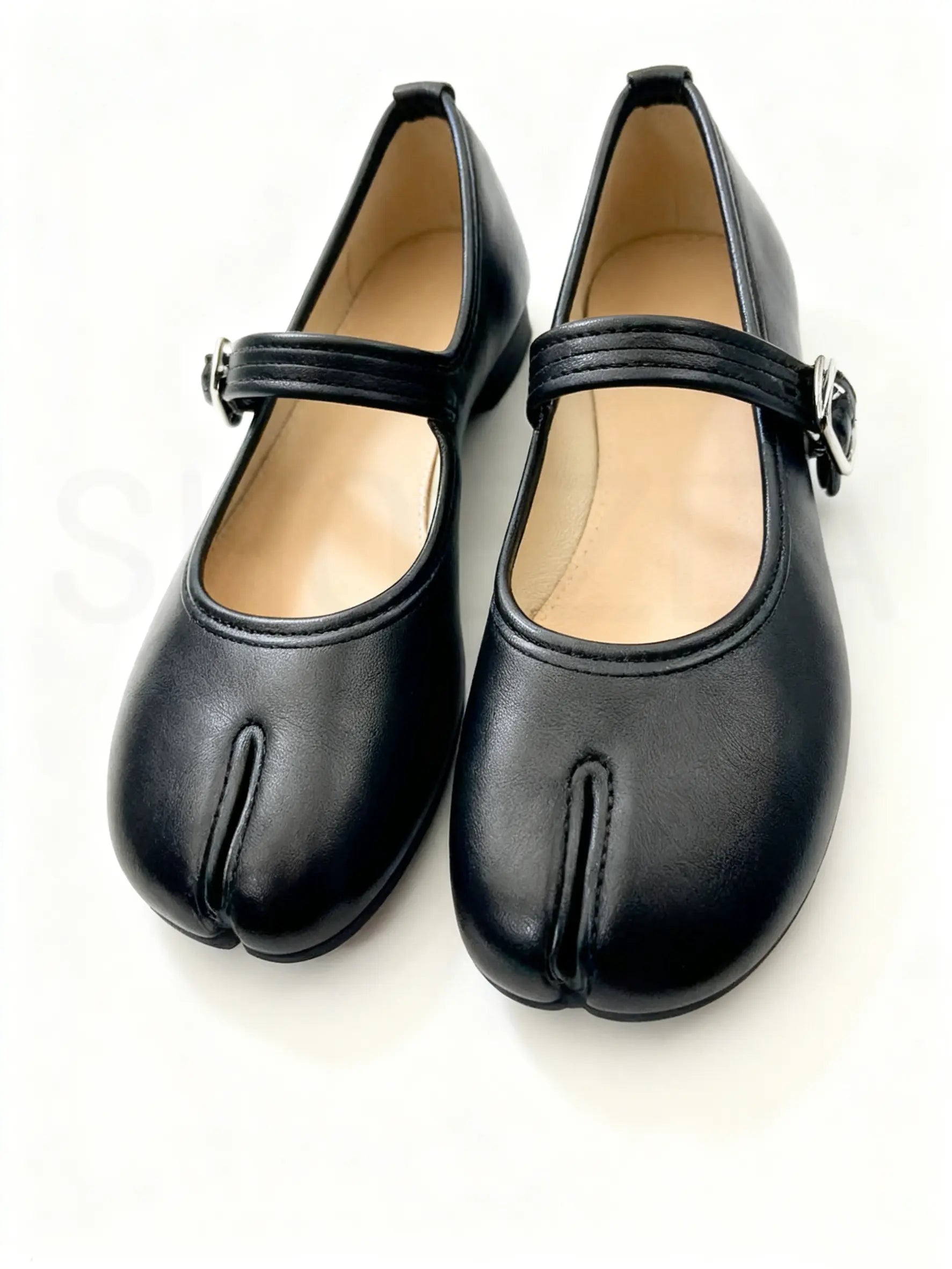 Shoezea Split-Toe Round-Front Tabi Flats for Everyday Wear