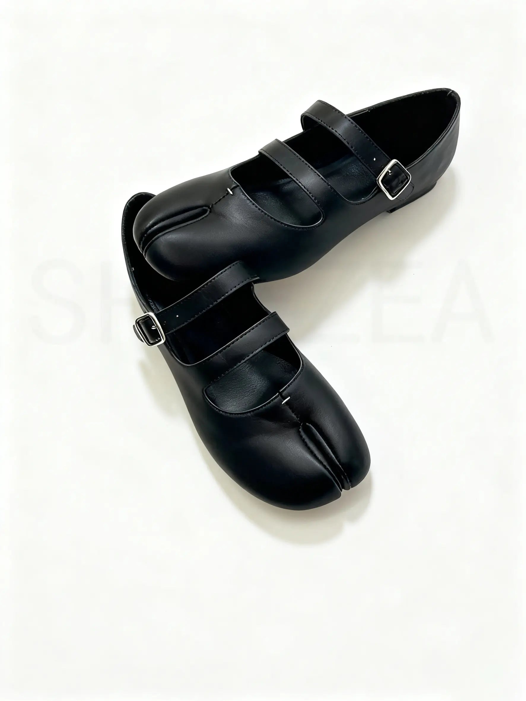 Shoezea Women’s Split-Toe Tabi Ballet Flats with Double Adjustable Straps