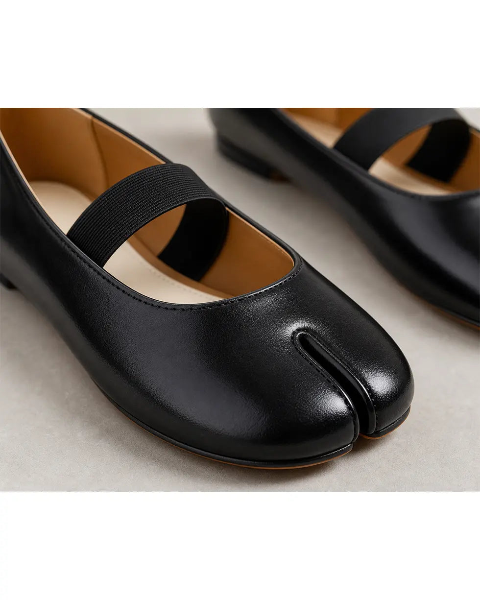 Shoezea Split-Toe Tabi Flats with Simple Single Strap Design