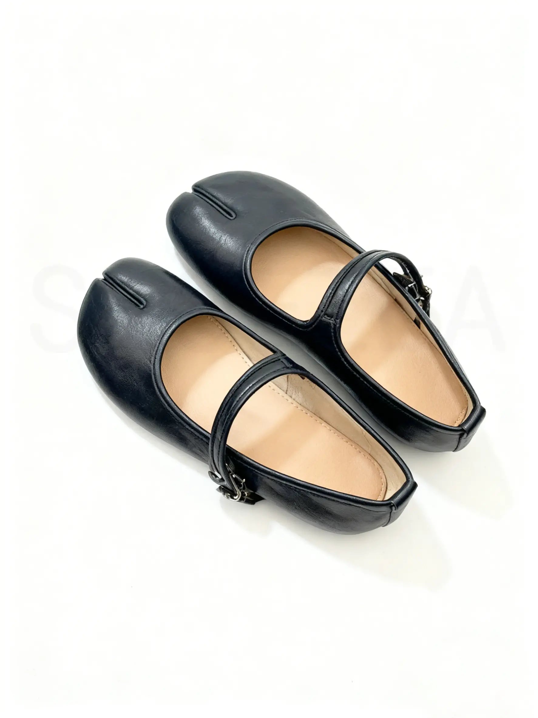 Shoezea Split-Toe Round-Front Tabi Flats for Everyday Wear