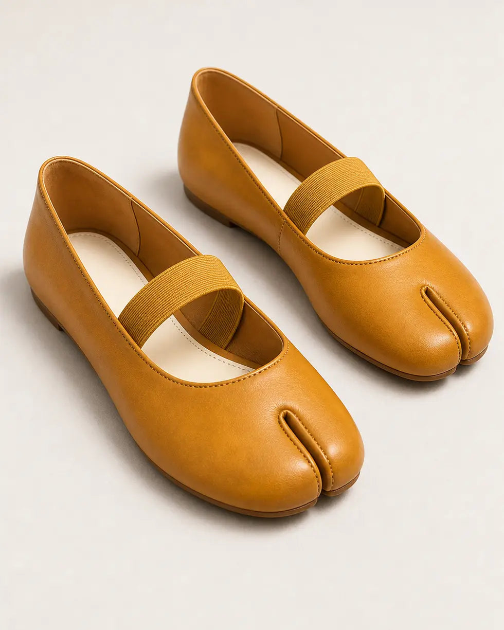 Shoezea Split-Toe Tabi Flats with Simple Single Strap Design