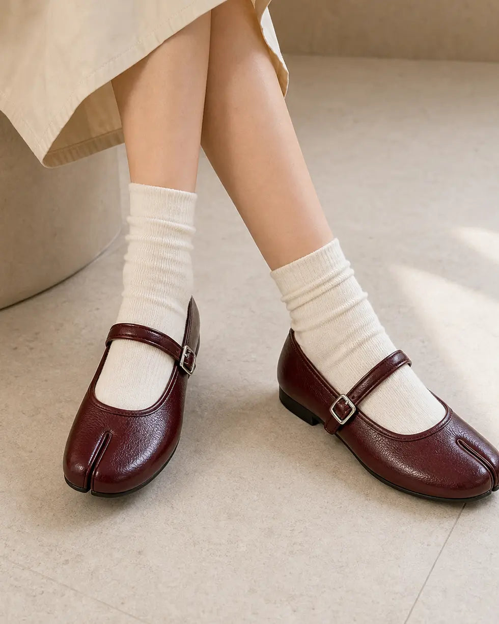 Shoezea Split-Toe Round-Front Tabi Flats for Everyday Wear
