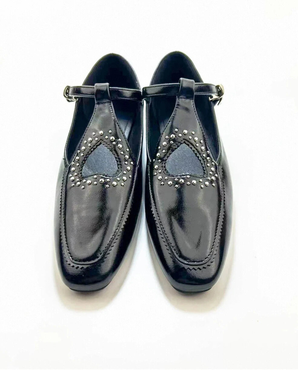 Round Toe Heart Loafers