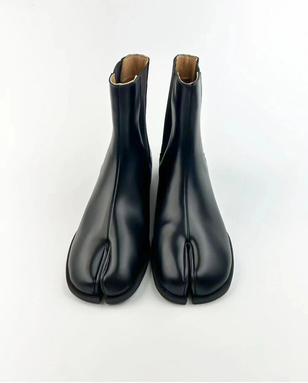 Middle Top Tabi Boots