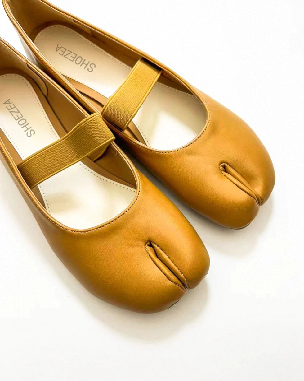 Single Band Tabi Flats
