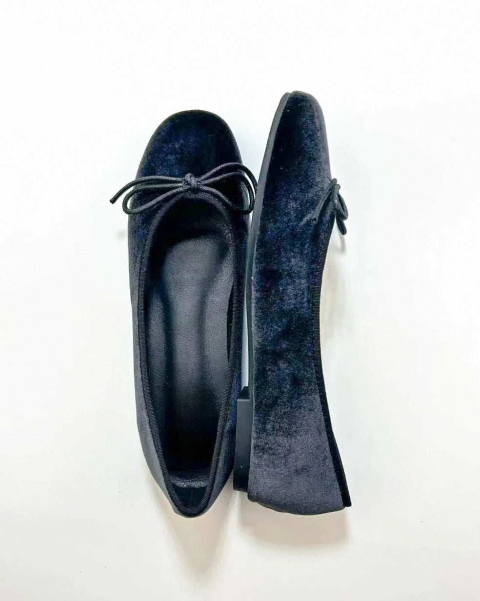 Suede Round Toe Ballet Flats