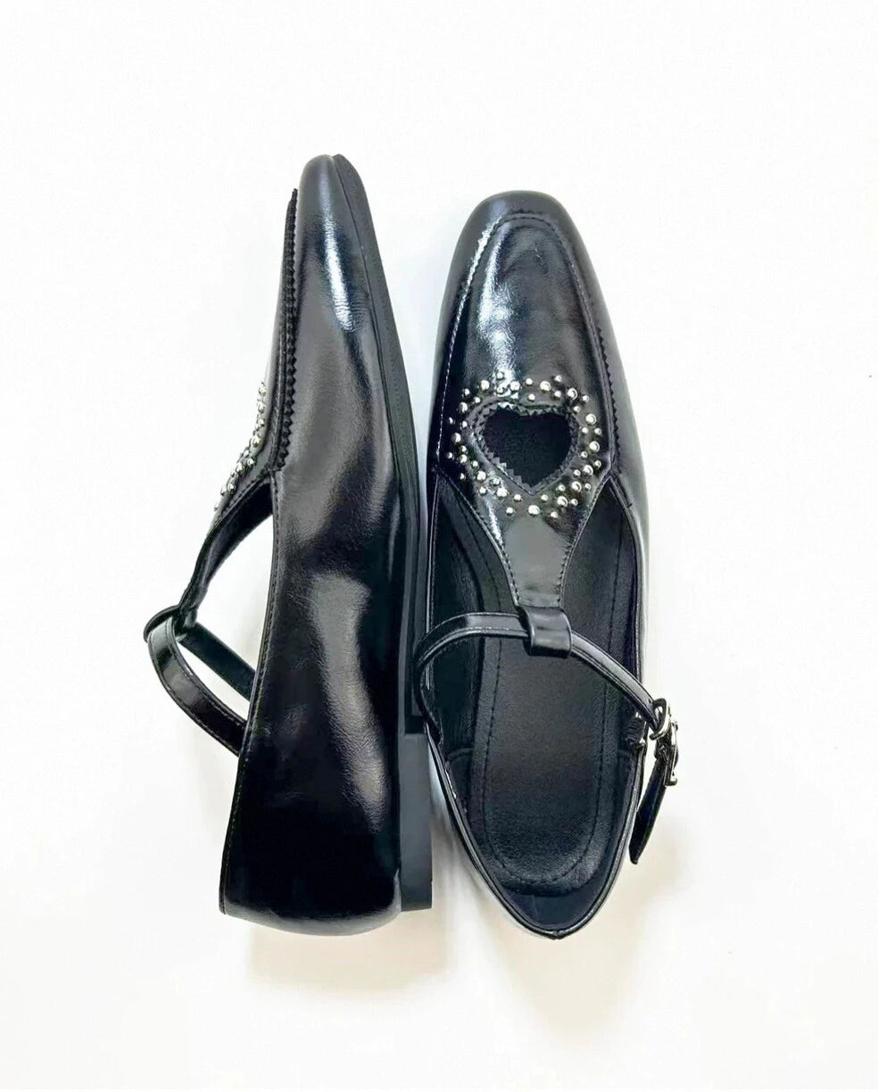 Round Toe Heart Loafers