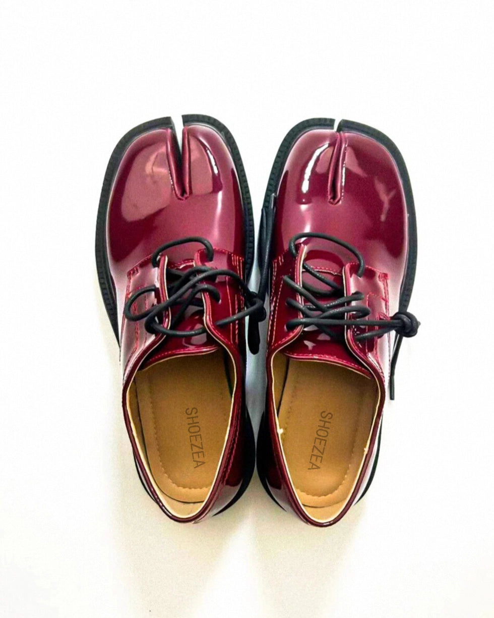 Lace Up Thick Heel Tabi Loafers