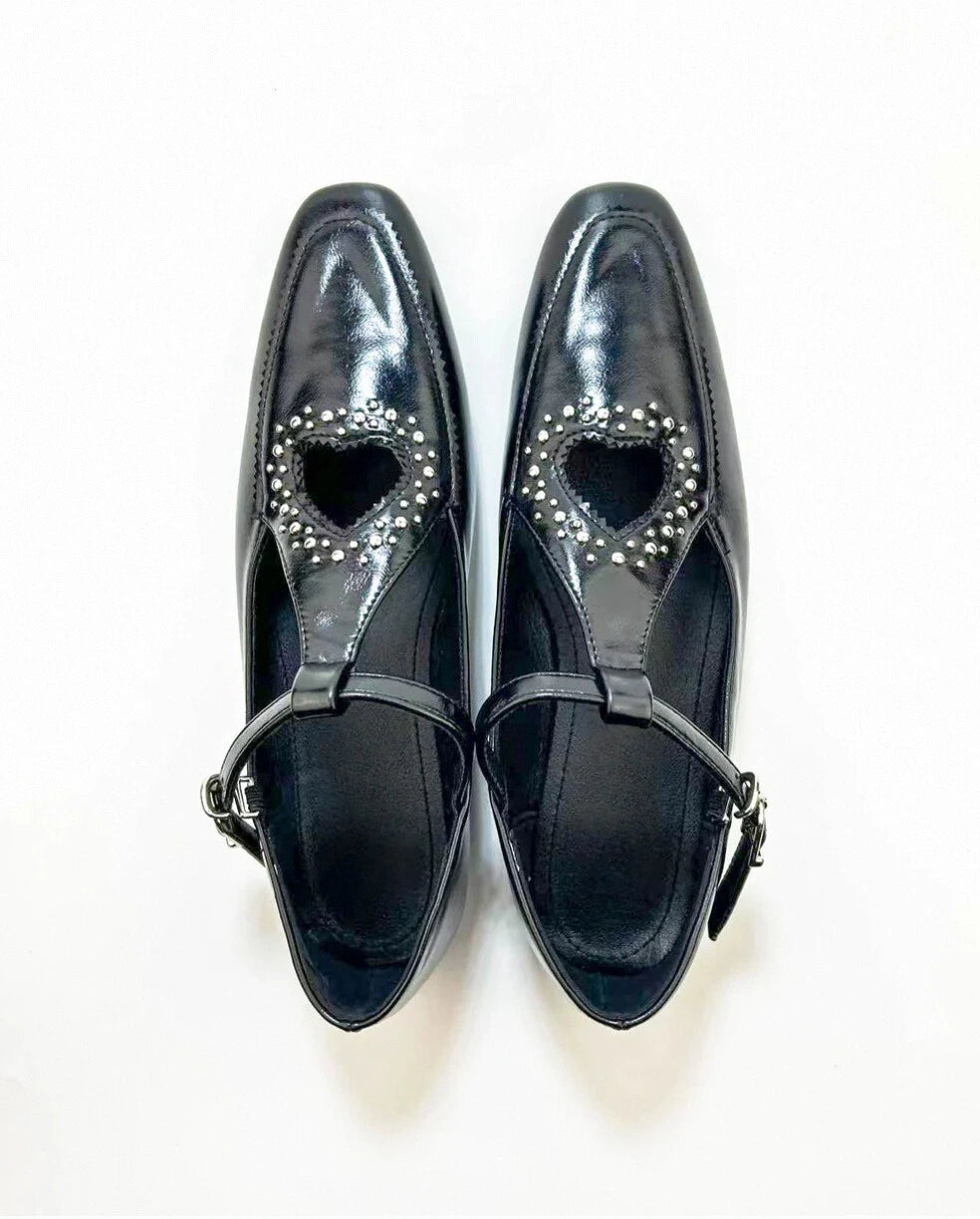Round Toe Heart Loafers