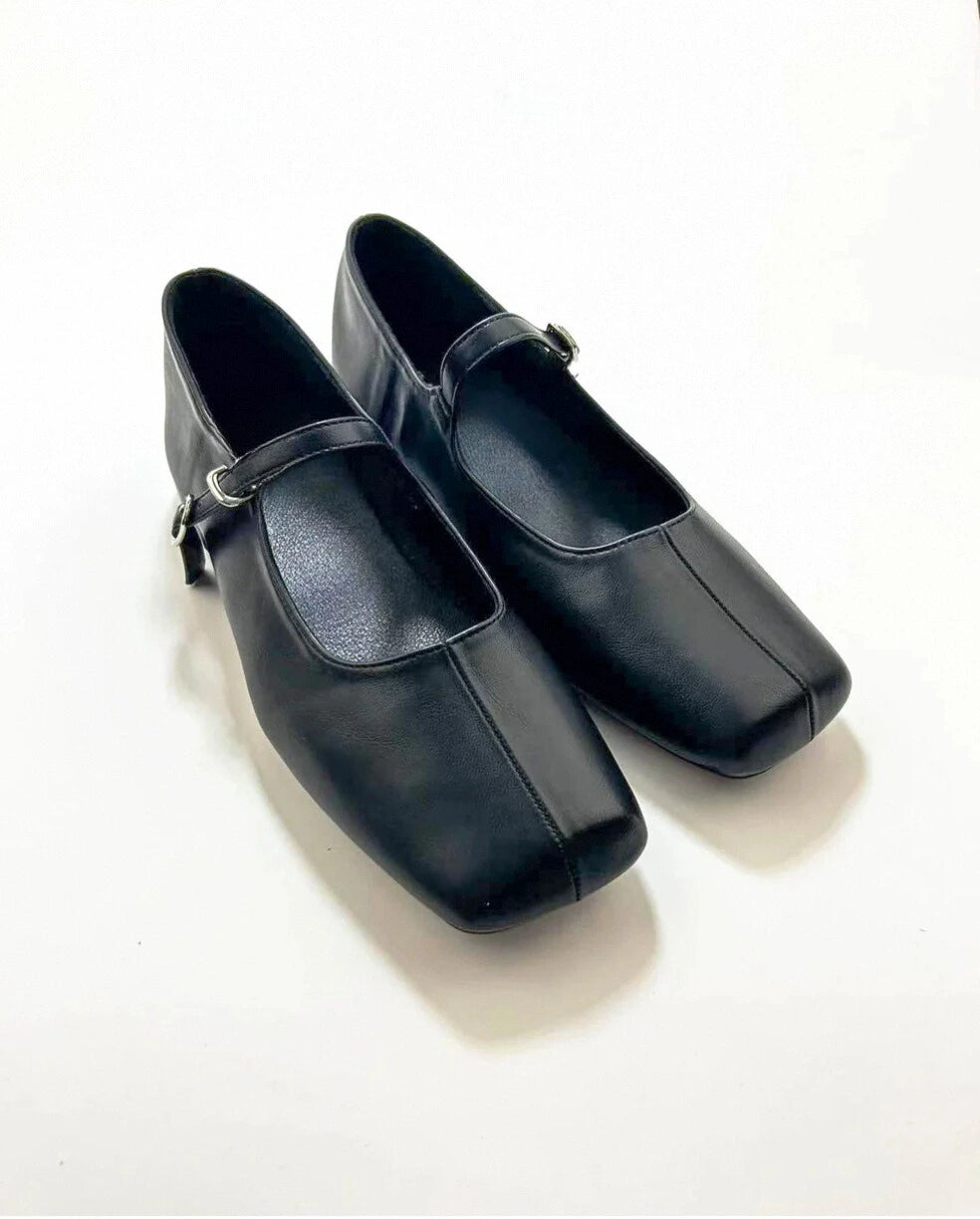 Plain Toe Mary Jane Flats