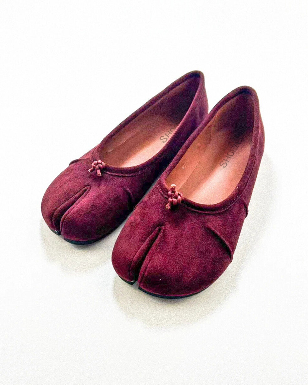 Suede Wrinkles Tabi Flats