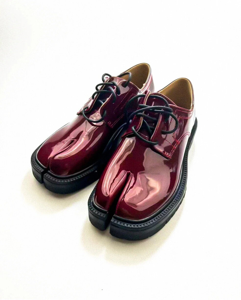 Lace Up Thick Heel Tabi Loafers