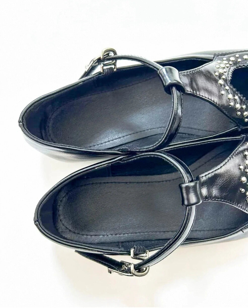 Round Toe Heart Loafers