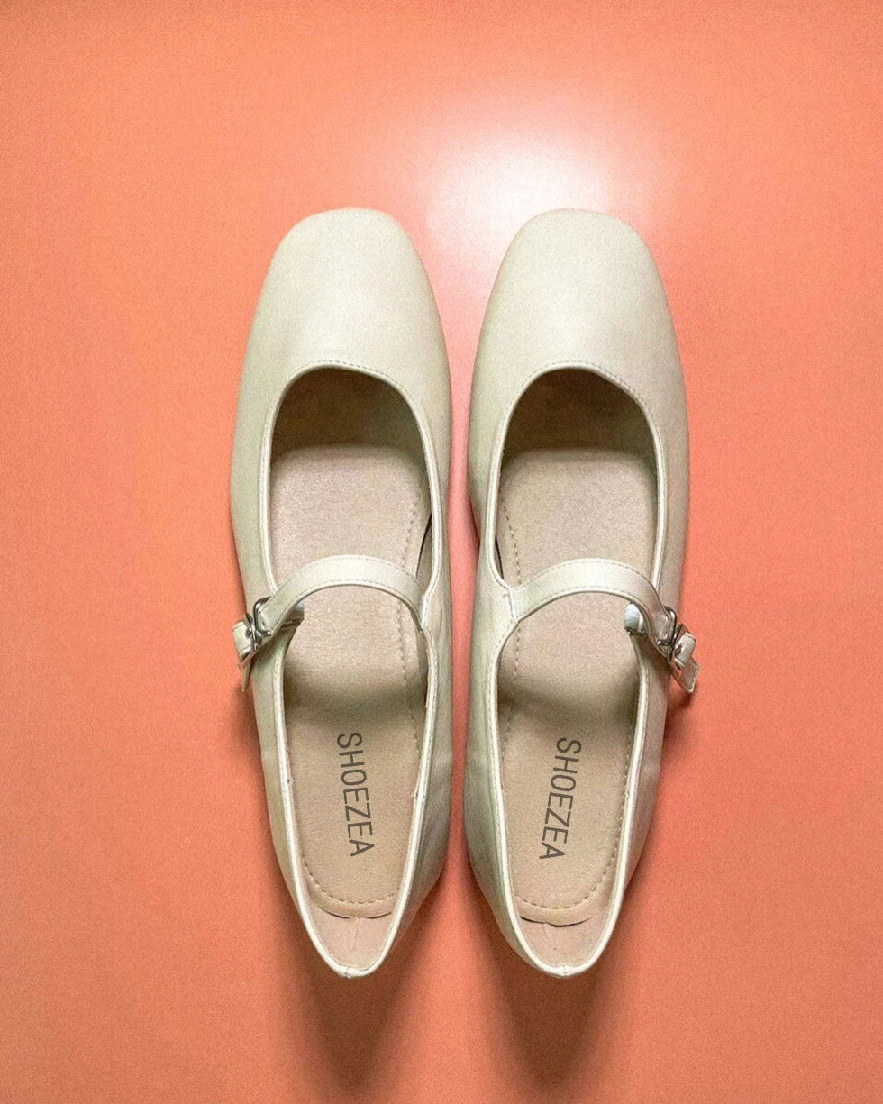 Round Toe Mary Jane Flats