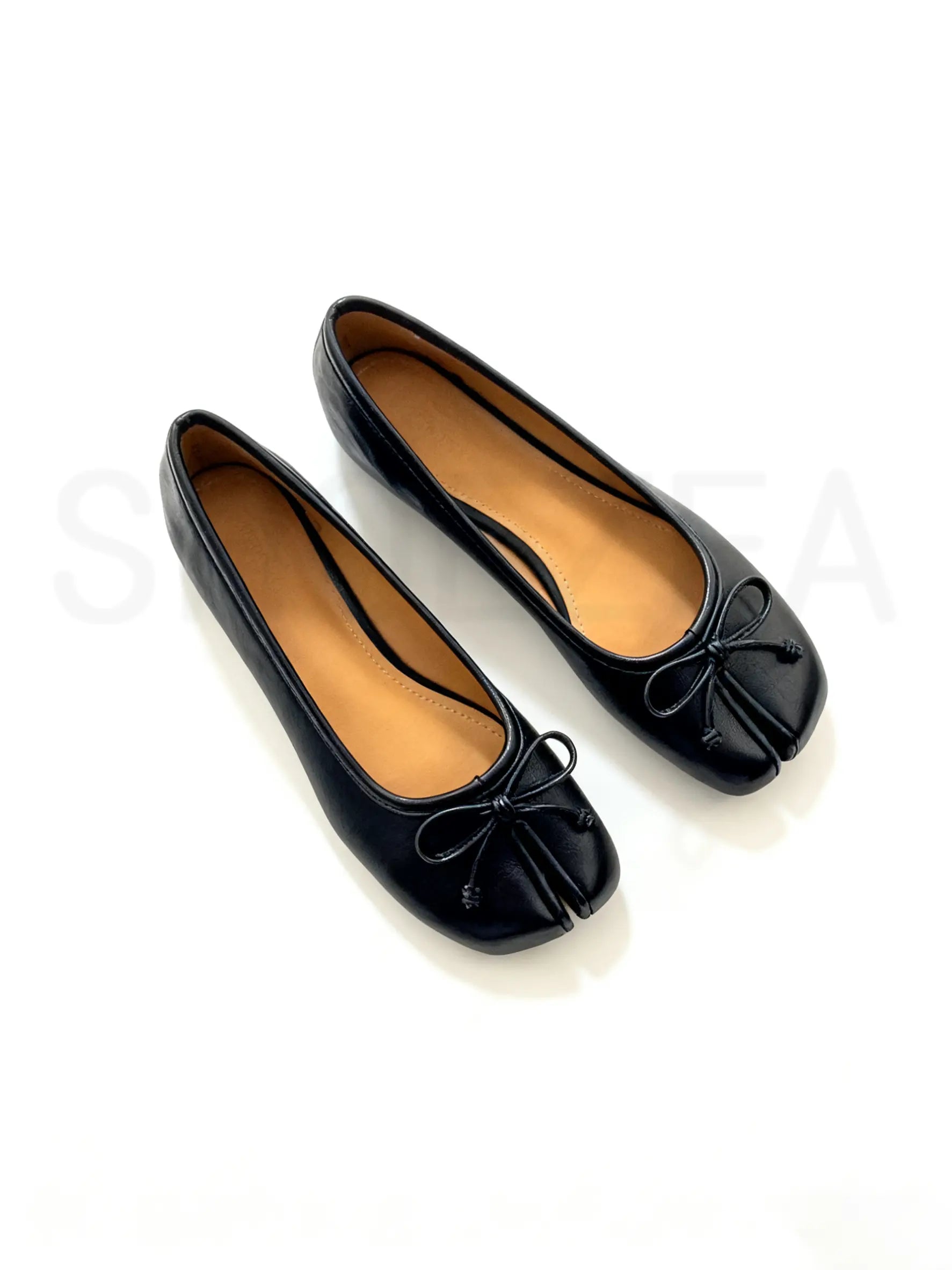 Shoezea Women’s Split-Toe Tabi Ballet Flats with Elegant Bow Detail
