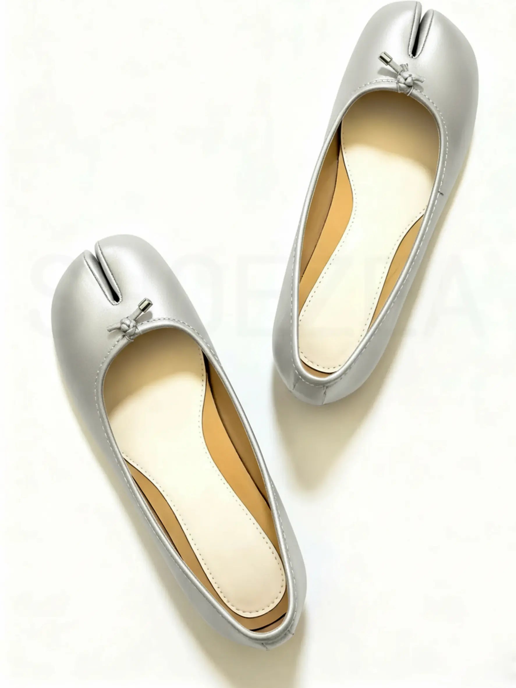 Shoezea Women’s Split-Toe Tabi Ballet Flats for Everyday Comfort