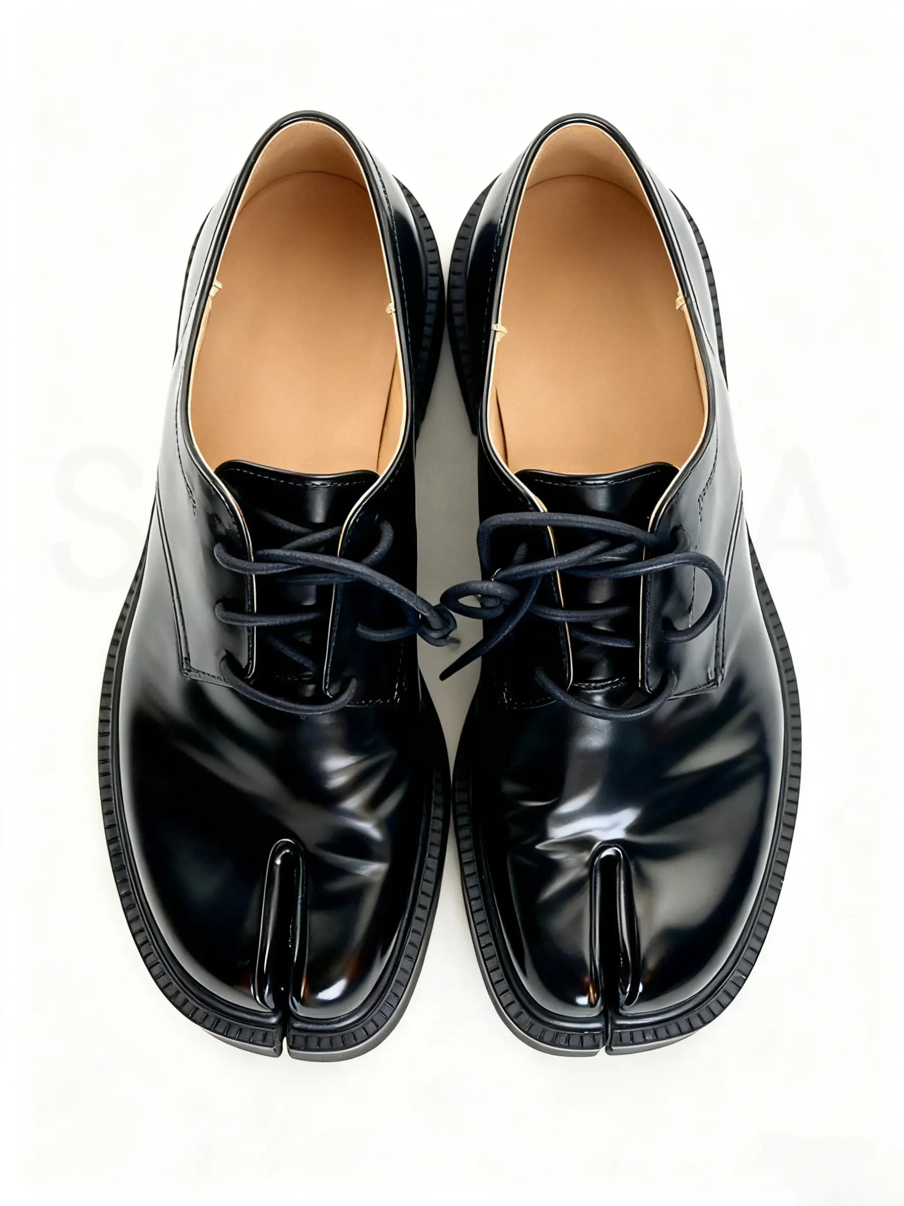Shoezea Lace-Up Split-Toe Tabi Loafers with Chunky Block Heel