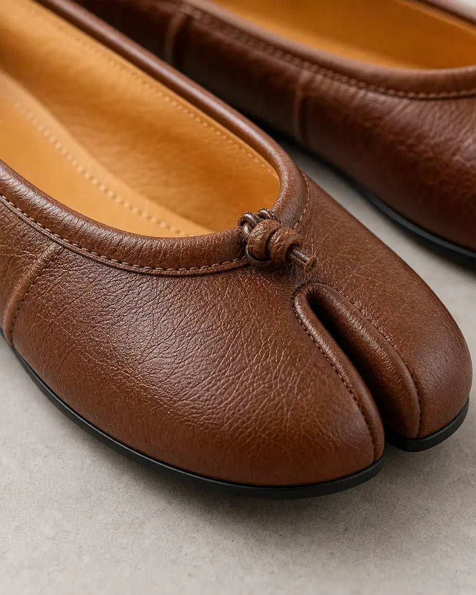 Shoezea Split-Toe Tabi Ballet Flats with Soft Ruched Design