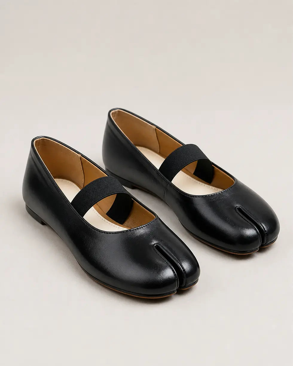 Shoezea Split-Toe Tabi Flats with Simple Single Strap Design