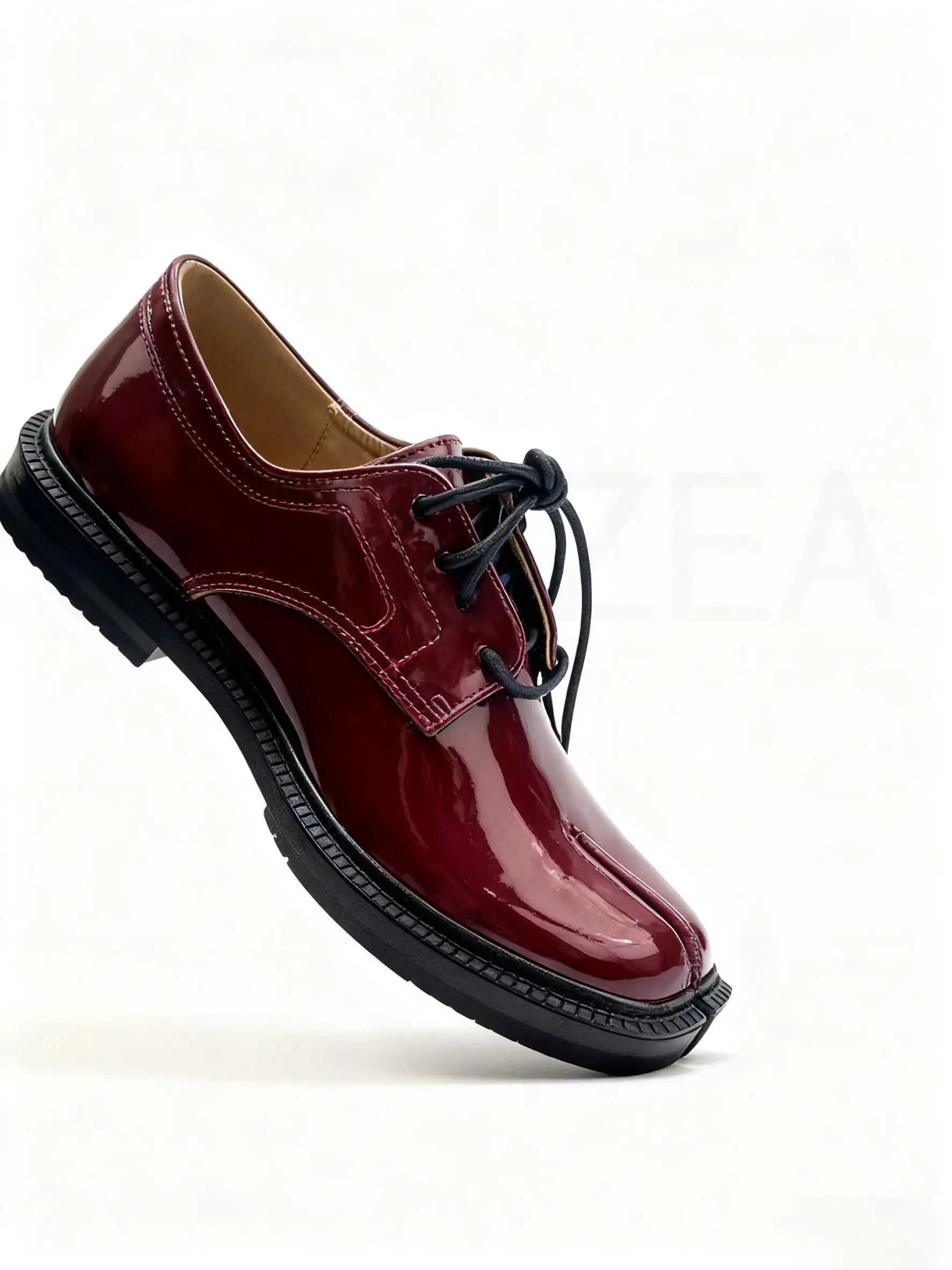 Shoezea Lace-Up Split-Toe Tabi Loafers with Chunky Block Heel