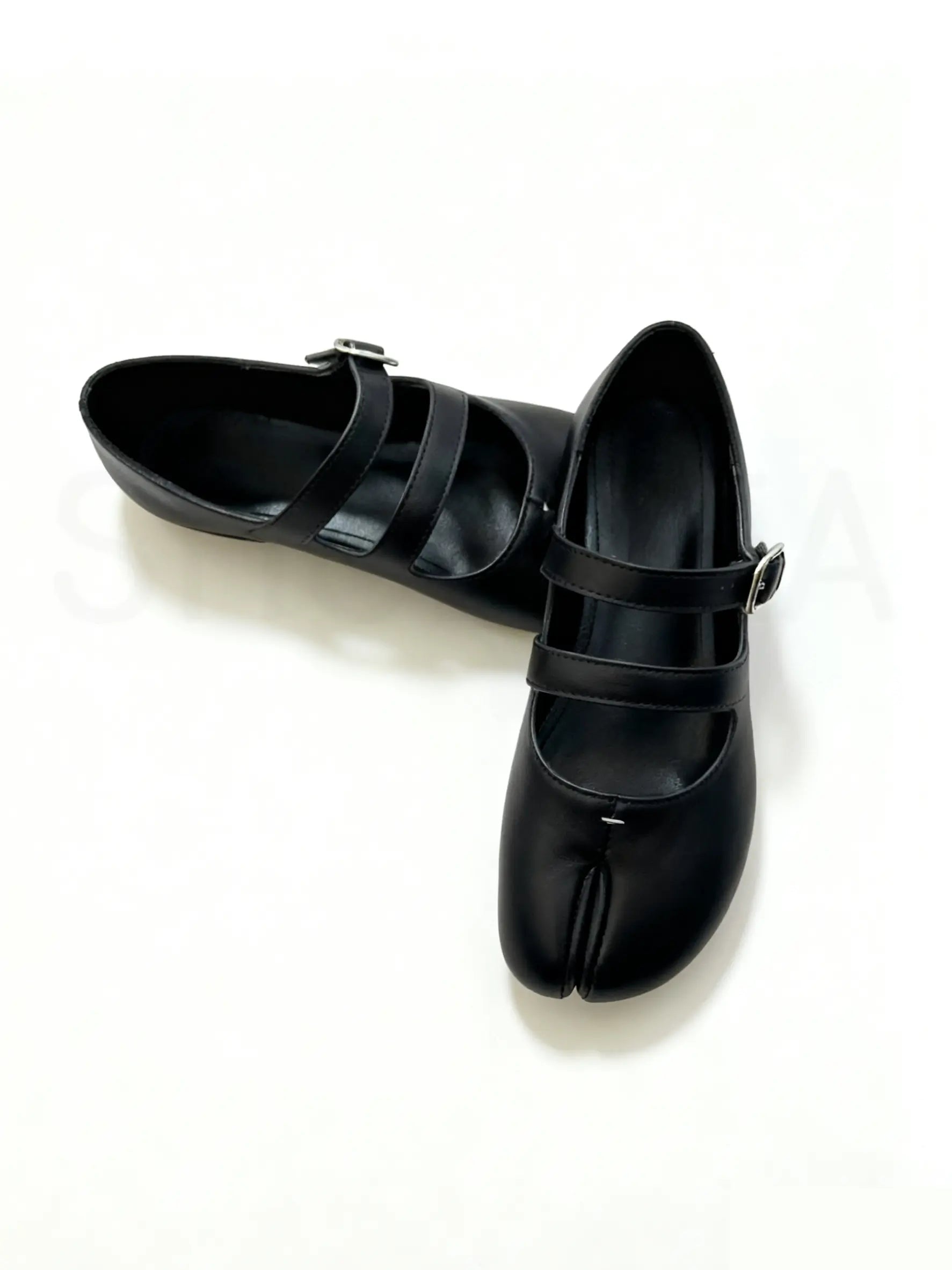 Shoezea Women’s Split-Toe Tabi Ballet Flats with Double Adjustable Straps