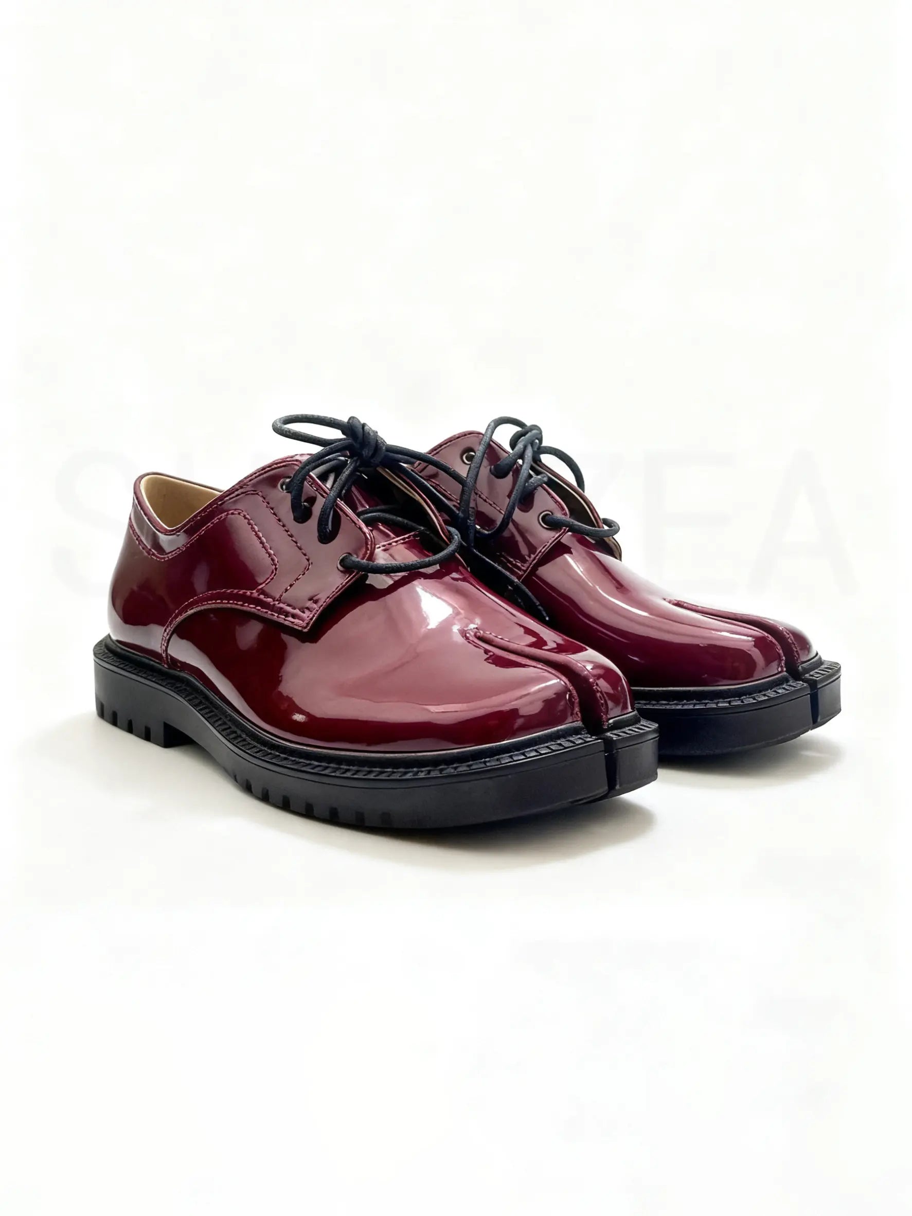 Shoezea Lace-Up Split-Toe Tabi Loafers with Chunky Block Heel