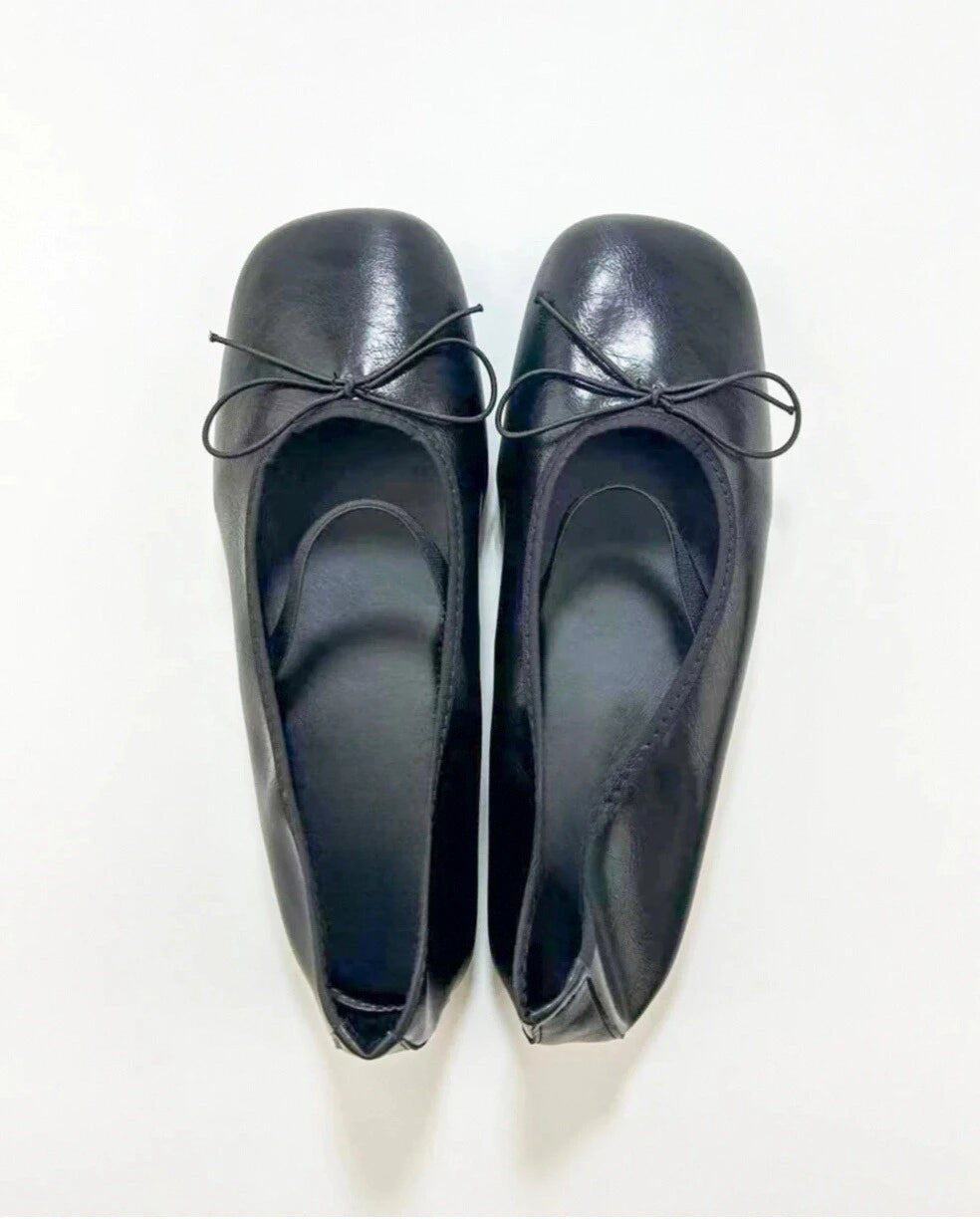 Shoezea Round Toe Ballerina