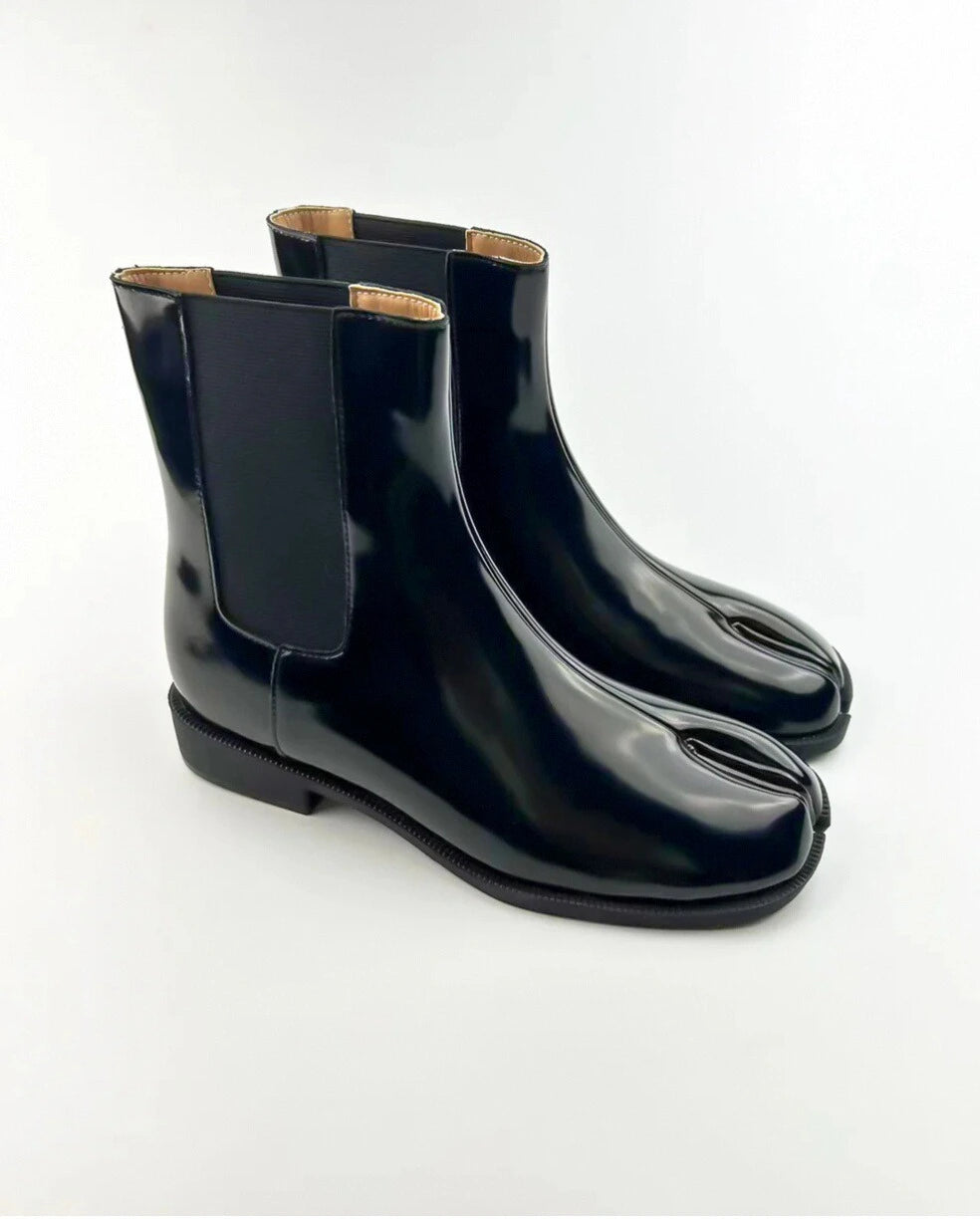 Shoezea Middle Top Tabi Boots